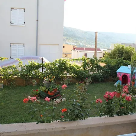 Apartment Paulin Pag