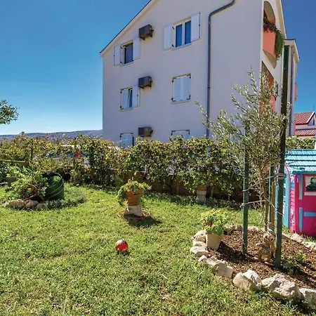 Paulin Pag Apartament *