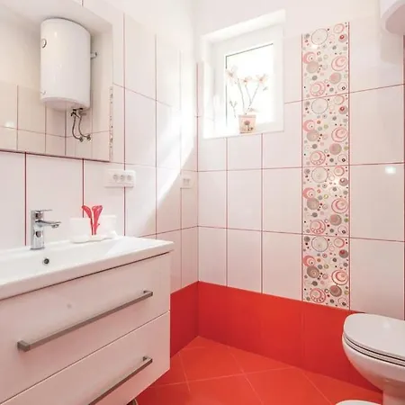 Paulin Pag Apartament