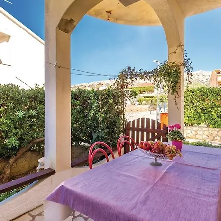 Paulin Pag Apartament