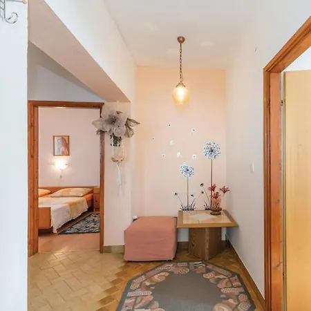 Paulin Pag Apartman Pag Town